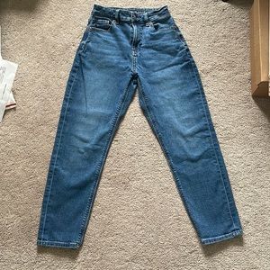 American Eagle Mom Jean Stretch size 0 Short